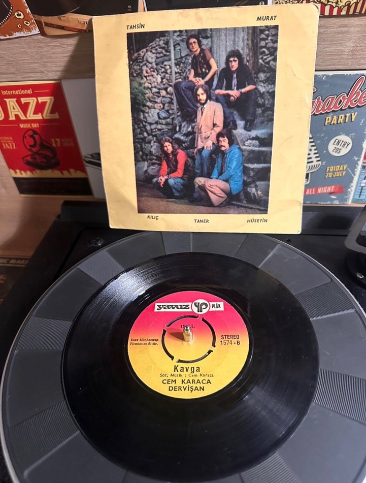 Cem Karaca - Mutlaka Yavrum 45'lik Plak - Görsel 2