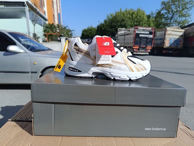 NEW BALANCE KADIN SPOR AYAKKABI