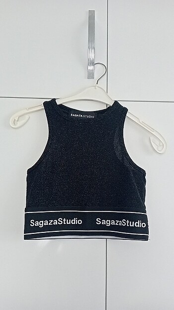 Kadin buluz crop tişört body 
