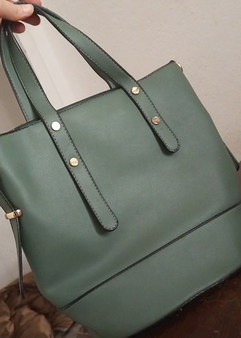 Minimalist Yeşil Deri Fermuarlı Kadın Çantası - Görsel 2