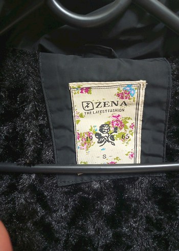 Düğmeli Siyah Kadın Kışlık Mont - Görsel 4