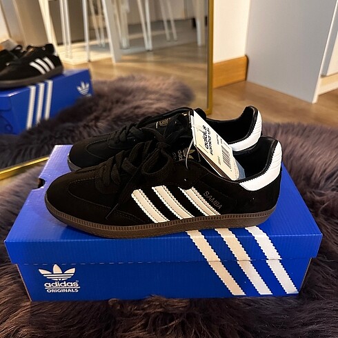 38 Beden siyah Renk Adidas samba siyah süet 38 numara