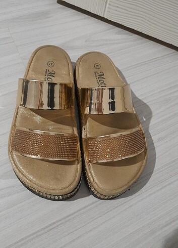 Gold renk 37 numara terlik