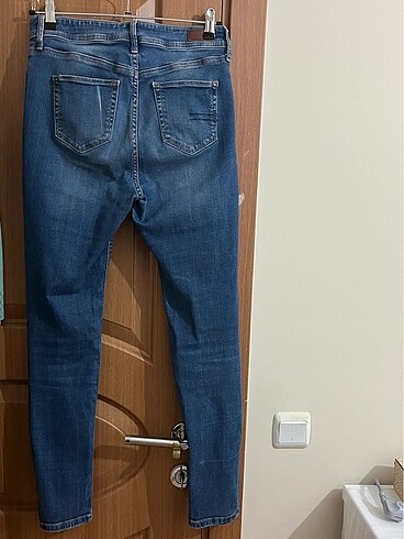 Colin's Colins dar paça jeans