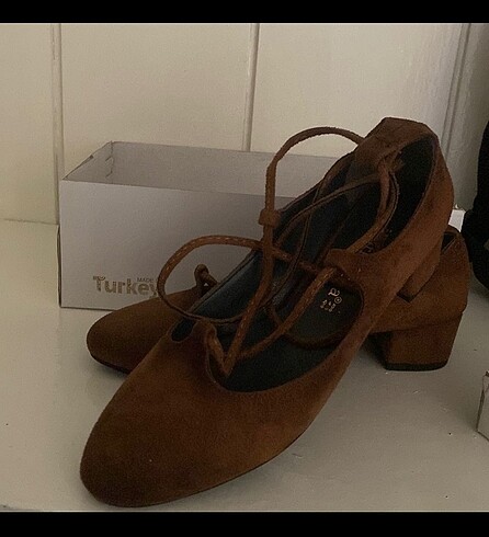 38 Beden Kısa topuk süet ayakkabı
