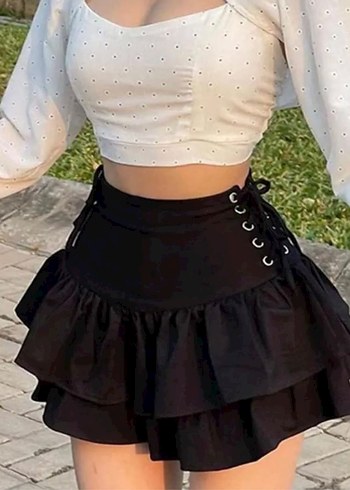 Kadın Siyah Fırfırlı Mini Etek