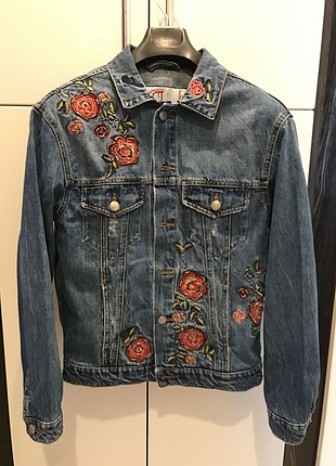 Zara Zara nakışlı denim ceket