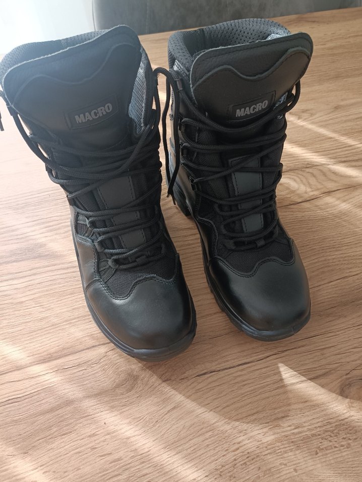 Siyah 42 NUMARA MACRO BOT - Görsel 2