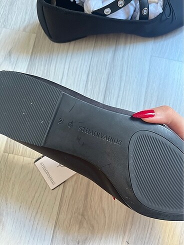 36 Beden Stradivarius babet