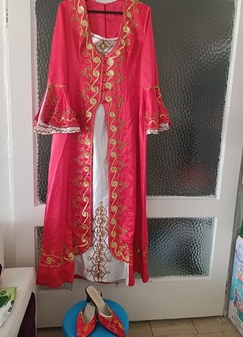 42 Beden kırmızı Renk Bindallı set