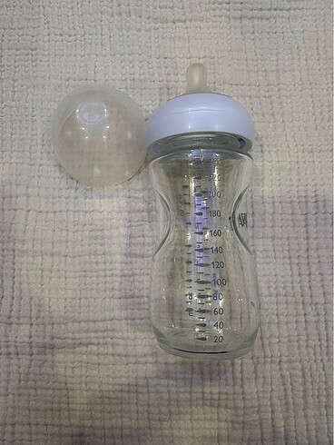 Philips Philips Avent Doğal Tepkili Biberon 240 ml Cam