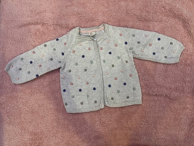 H&M triko mevsimlik ince ponponlu hırka 6-9 ay