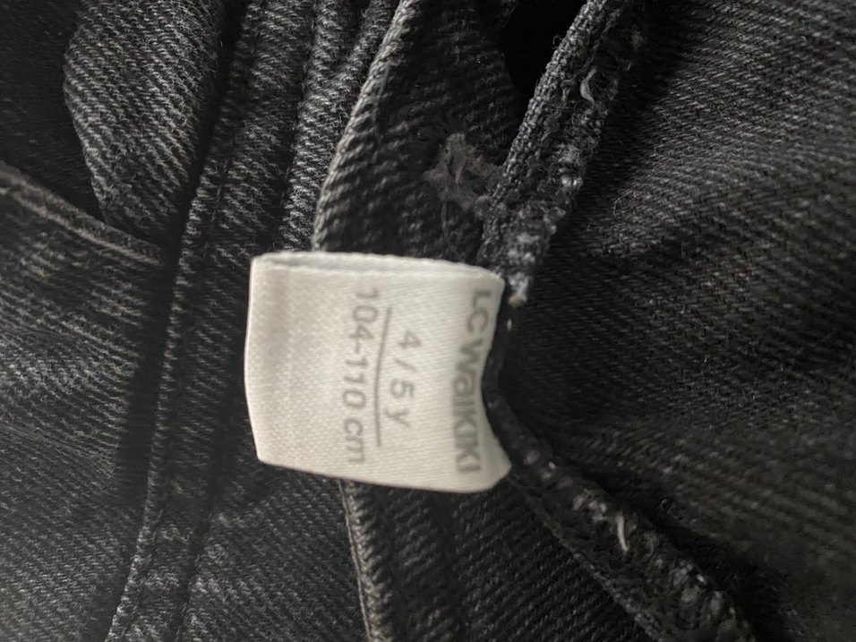 Erkek Çocuk Siyah Denim Askılı Tulum - Görsel 4