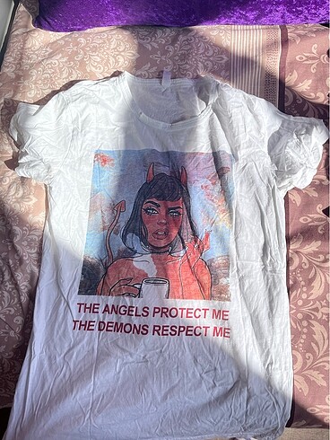 Beyaz t-shirt