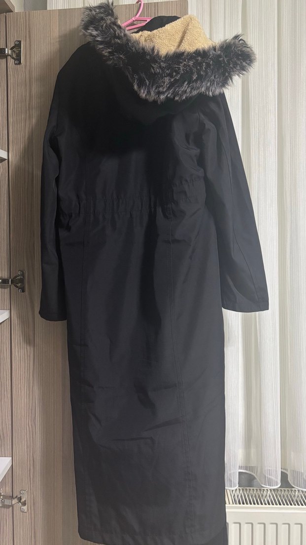 Kürklü Siyah Uzun Kadın Ceket - Görsel 3