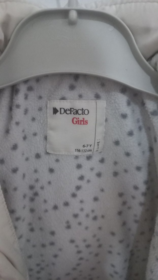 Beyaz Düğmeli Kız Çocuk Mont - Görsel 2