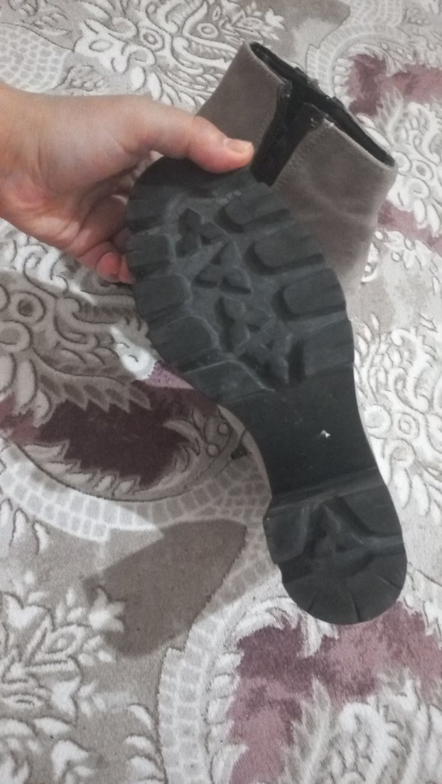 Gri Süet Fermuarlı Kadın Dolgu Topuk Bot - Görsel 2