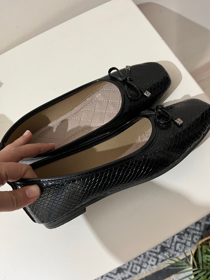 Klasik Siyah Yılan Desenli Topuklu Babet - Görsel 2