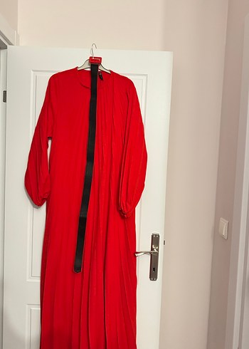 Kırmızı Uzun Salaş piliseli Elbise - Görsel 3