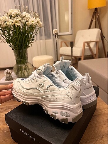 Skechers spor ayakkabı