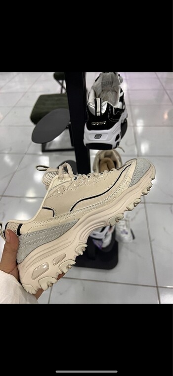 Skechers spor