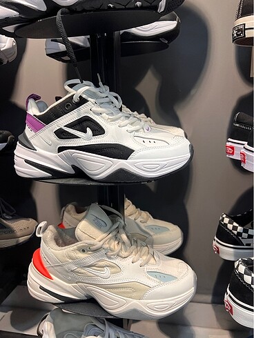 37 Beden beyaz Renk Nike tekno model