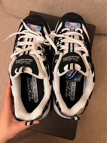 38,5 Beden siyah Renk Skechers spor