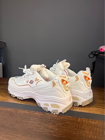 Skechers spor