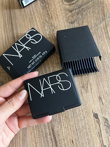  Beden Nars allık