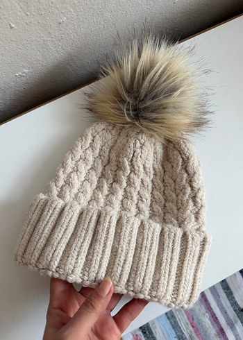 Bej Örgü Kadın Bere Ponponlu - Görsel 4