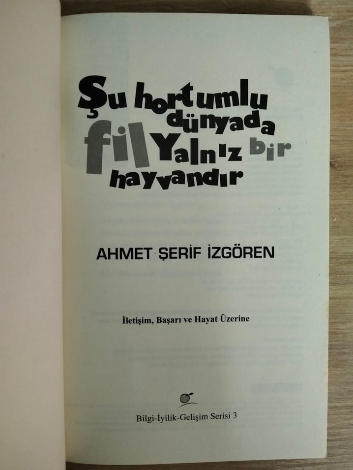 Şu Hortumlu Dünyada Fil Yalnız Bir Hayvandır - Görsel 3