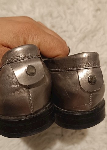 37 Beden Bej Deri Püsküllü Kadın Loafer