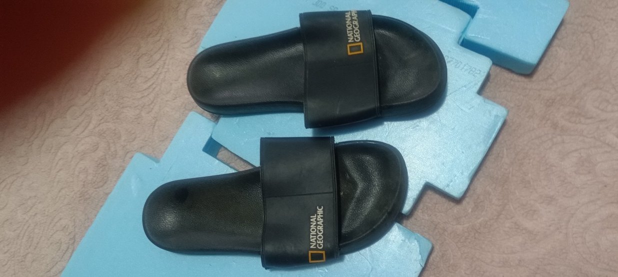 National Geographic Siyah Erkek Terlik - Görsel 3