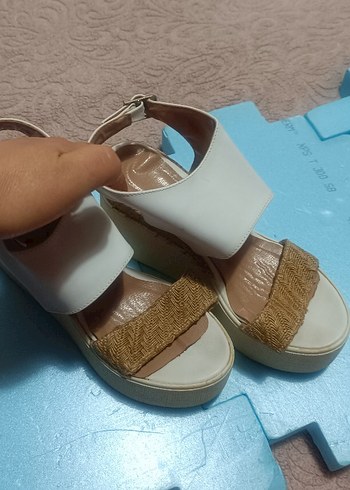 Beyaz Rugan Dolgu Topuklu Kadın Klasik Ayakkabı - Görsel 12