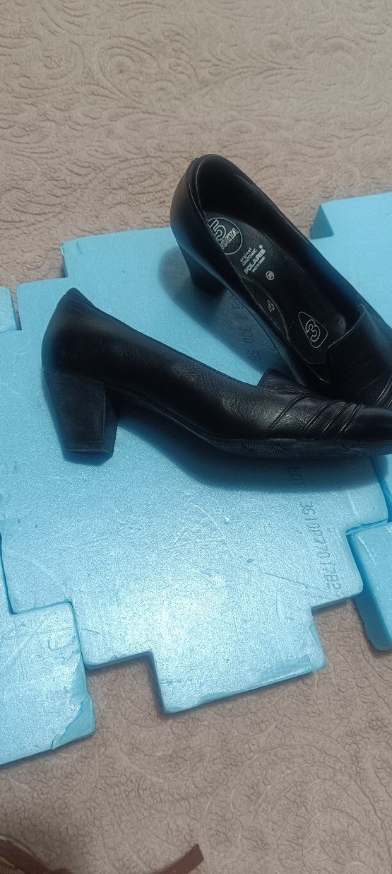 Beyaz Rugan Dolgu Topuklu Kadın Klasik Ayakkabı - Görsel 3