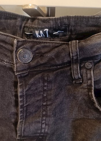 Yırtık Detaylı Koyu Gri Kadın Denim Pantolon - Görsel 2