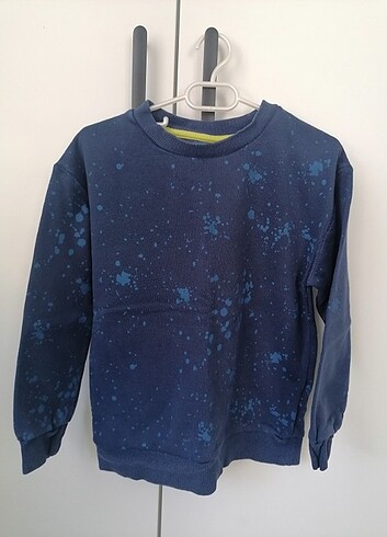 Şık sweatshirt 