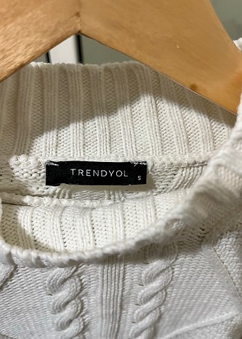 Trendyol & Milla Kadın Beyaz Örgü Yüksek Yaka Kazak