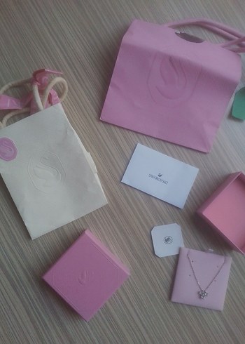 swarovski Swarovski Mesmera Pembe Altın Kolye