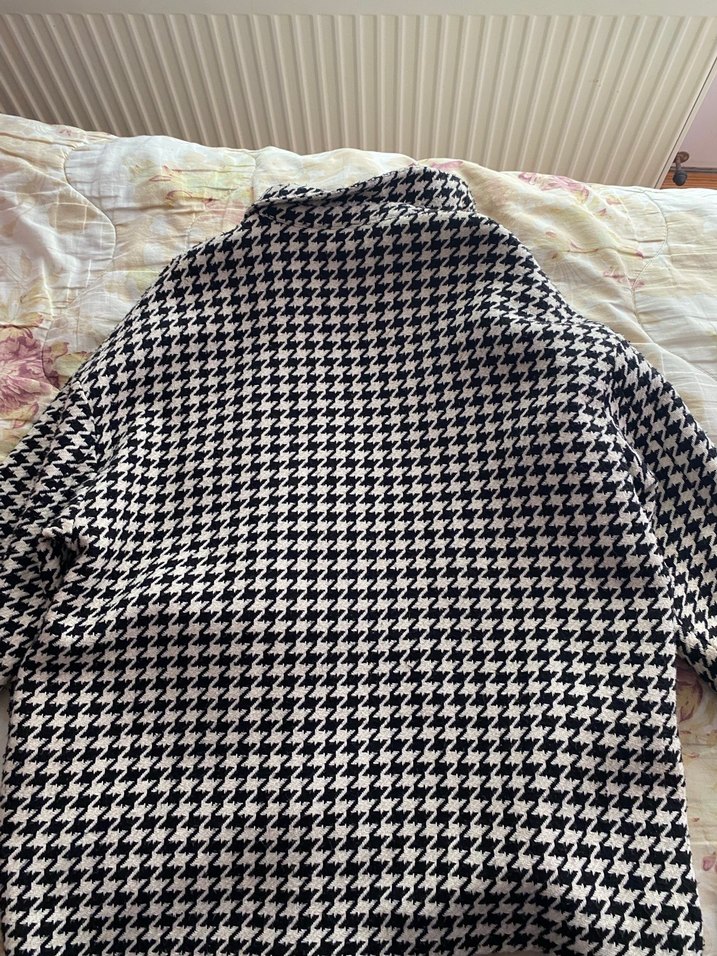 Düğmeli, Desenli Mevsimlik Ceket - Görsel 2