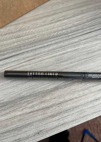 Beden Maybelline siyah eyeliner