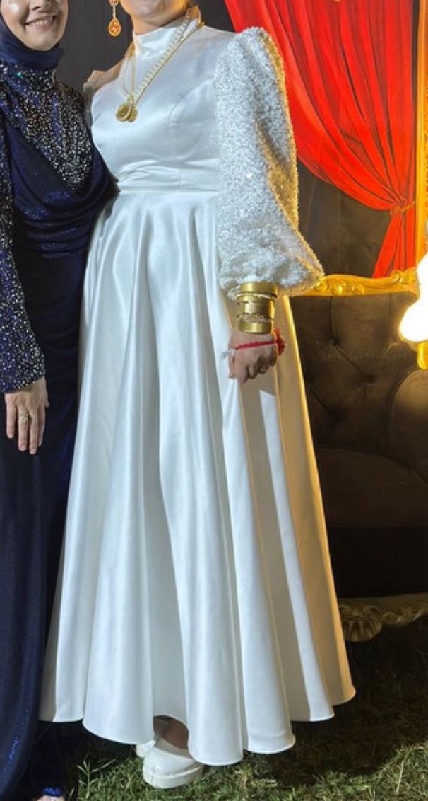 Uzun Beyaz Tesettür Abiye Elbise - Görsel 3