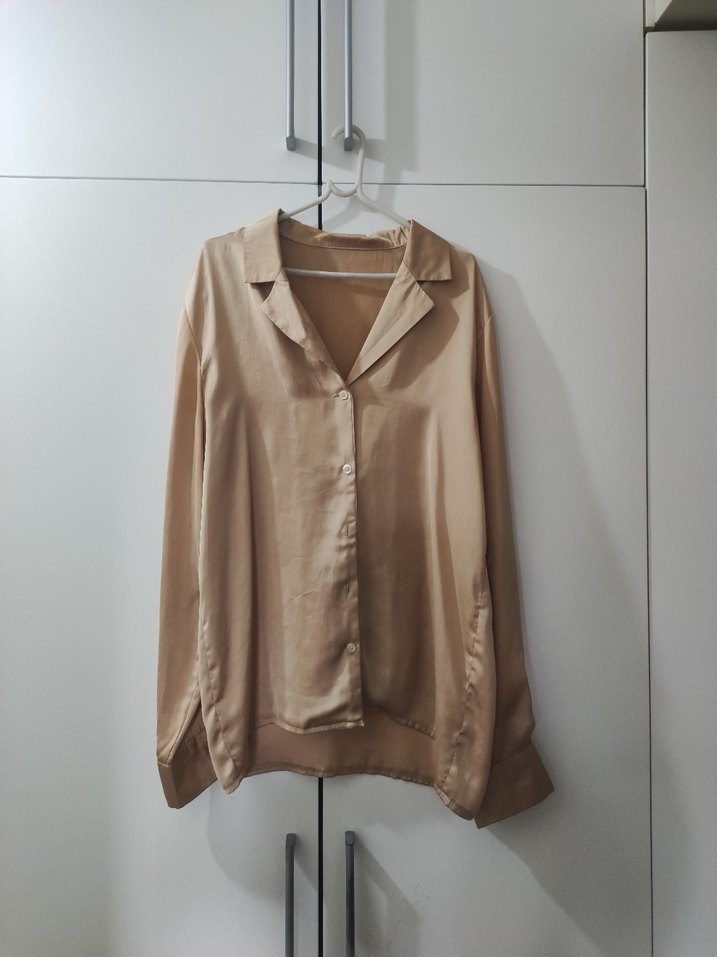 Sarı V Yaka Uzun Kollu kadın gömlek - Görsel 2