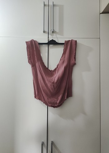 Omuzları açık kısa kollu drapeli Pembe Bluz - Görsel 4