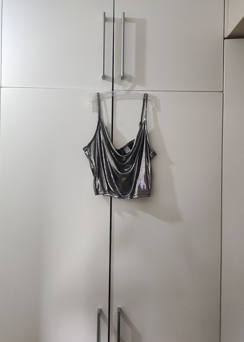 H&M Divided parlak gri metalik kadın askılı üst - Görsel 6