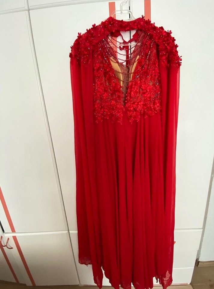 Kırmızı Kına Elbisesi - Görsel 2