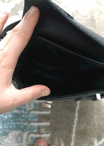 Siyah Deri Tokalı Kadın Çanta - Görsel 4