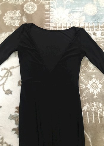 Uzun kollu yırtmaçlı sırt dekolteli siyah elbise - Görsel 3