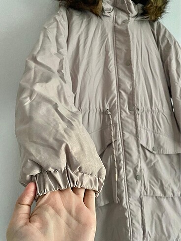 LCW Modest Mont