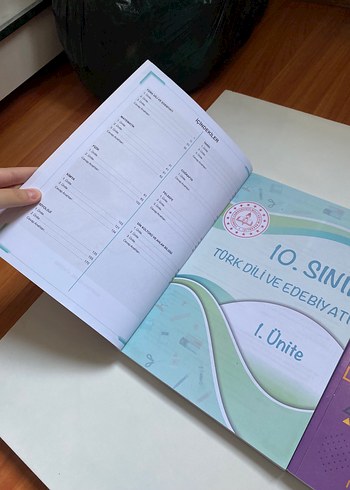 Beden Renk 10. Sınıf Tekrar Testleri ve Matematik Çalışma Defteri